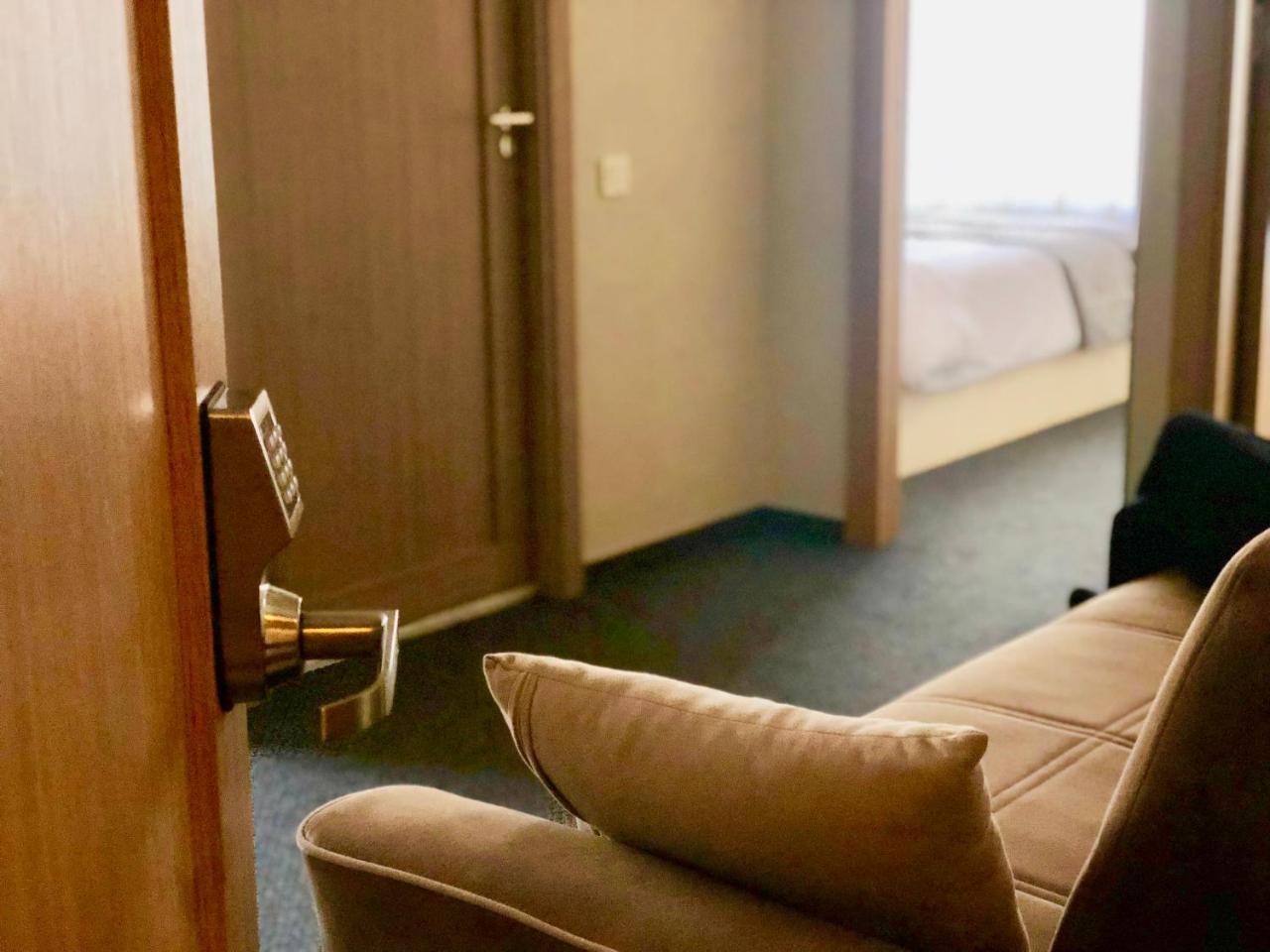 Tbili Hotel Tbilisi Room photo